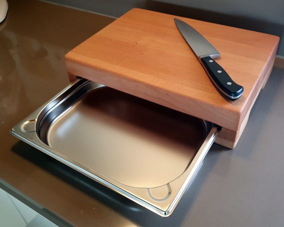 Hackblock Buche mit Schublade